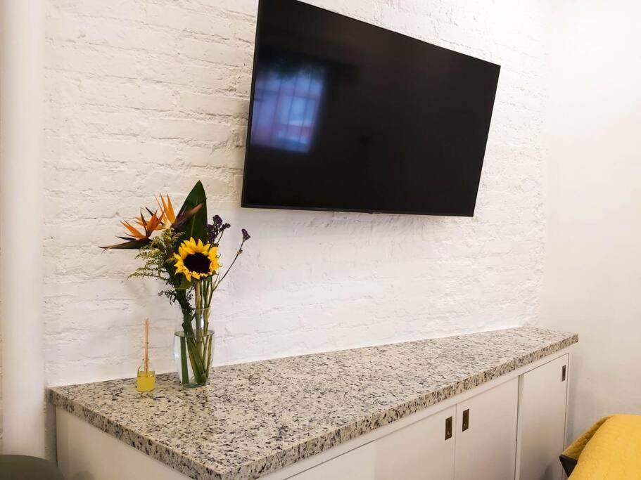 Studio Pulpito In The Charming Heart Of Downtown Pv Puerto Vallarta Esterno foto